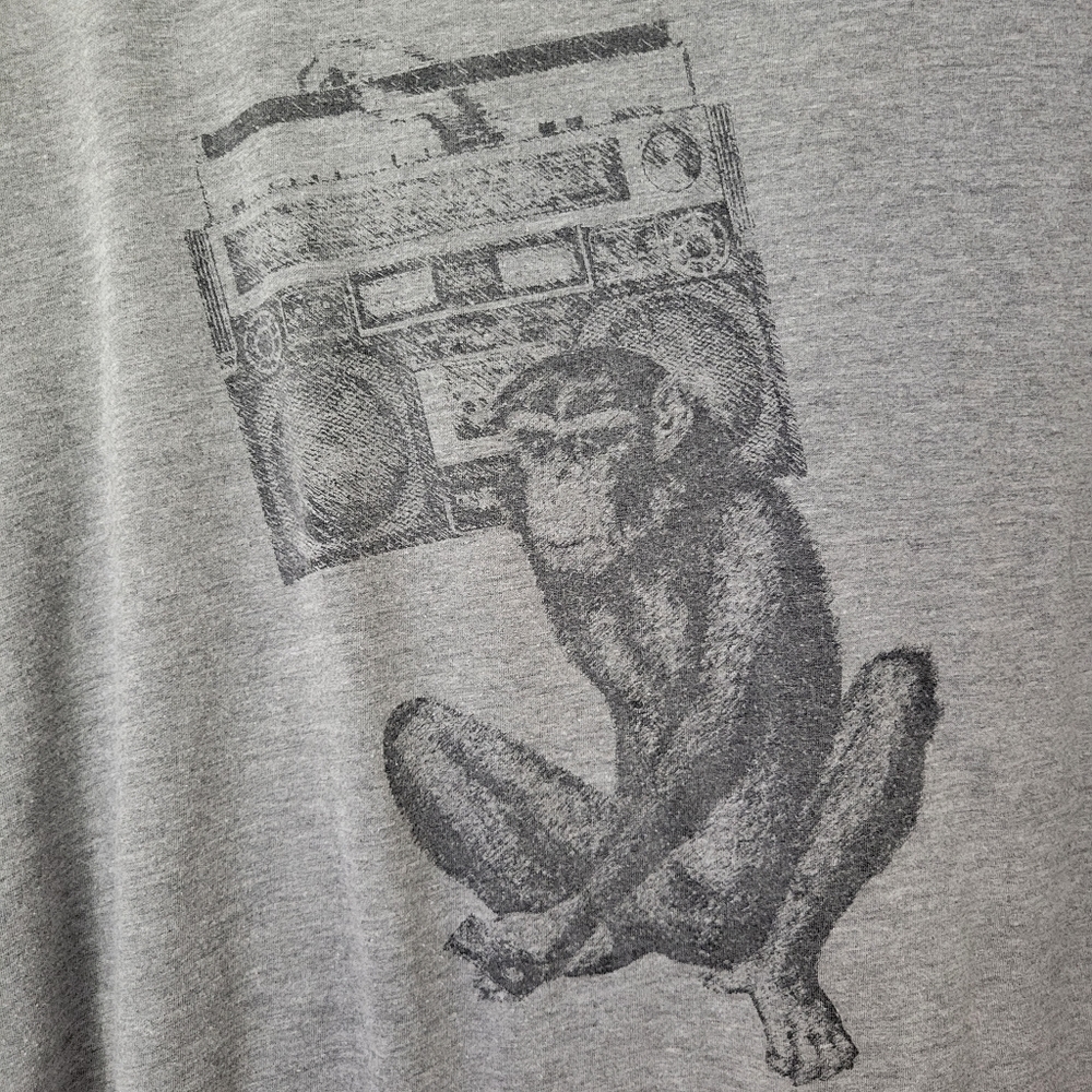 ARKA Men's Chilly Chimp TShirt Gray  Super Soft  XL EUC